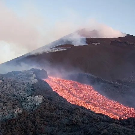 玛亚公寓 * 贾迪尼-纳克索斯